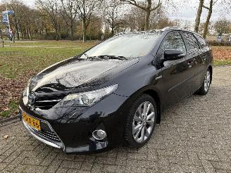 krockskadad bil auto Toyota Auris Touring Sports  2013/1