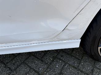 Volkswagen Golf  picture 16