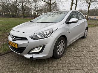uszkodzony samochody osobowe Hyundai I-30  2014/1