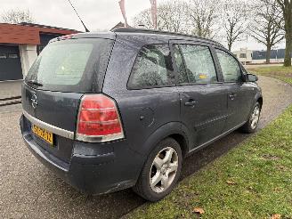 Opel Zafira  picture 5