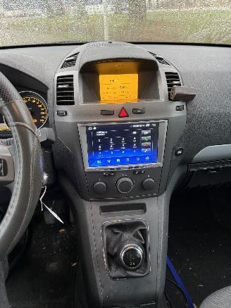 Opel Zafira  picture 16