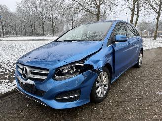 Coche accidentado Mercedes B-klasse  2016/1