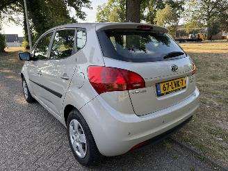 Kia Venga  picture 3