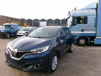 krockskadad bil auto Renault Kadjar 1,2 Intens 2017/8