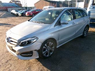 Mercedes B-klasse 180 CDI 1.5 picture 4