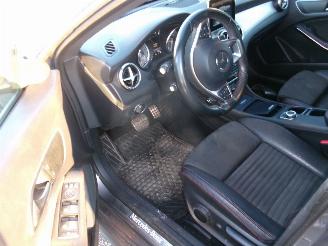 Mercedes Cla-klasse CLA 180 Shooting Break 1.6 picture 25