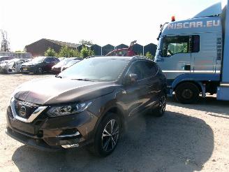 krockskadad bil auto Nissan Qashqai 1.2 N-Connect 2018/1