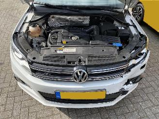 Volkswagen Tiguan 4Motion 1.4 TSi Sport&Style R-line Edition.pano/leer picture 25