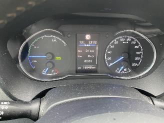 Toyota Yaris 1.5 Hybrid 5drs picture 65