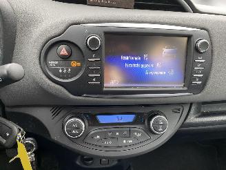 Toyota Yaris 1.5 Hybrid 5drs picture 66