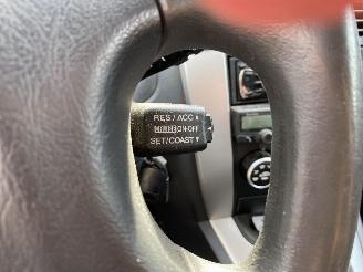 Hyundai Tucson 2.0i Dynamic version Van/Grijs kenteken picture 23