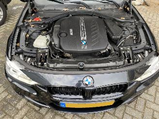 BMW 3-serie 330d xDrive High Executive Touring Pano picture 39