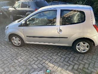 Renault Twingo 1.2 16v Authentique picture 11