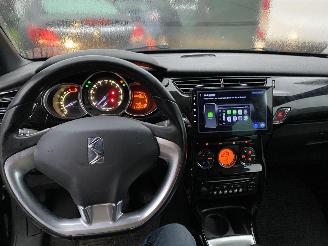 Citroën DS3 Auto is gereserveerd e-HDI 1.6 So Chic picture 43