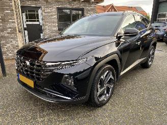 skadebil auto Hyundai Tucson Auto is gereserveerd 4WD Premium 1.6 T-GDi PHEV 2024/3