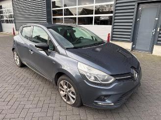 demontáž osobní automobily Renault Clio Clio IV (5R), Hatchback 5-drs, 2012 / 2021 0.9 Energy TCE 90 12V 2016/10
