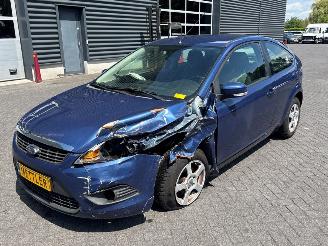 krockskadad bil auto Ford Focus 1.6 16V Hatchback  Benzine 1.596cc 74kW (101pk) FWD 2008/11