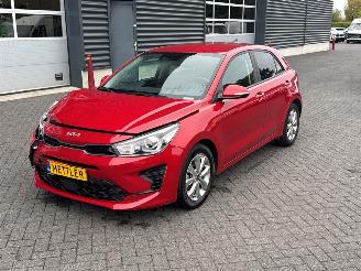 krockskadad bil auto Kia Rio 1.0i T-GDi 100 /  automaat 2022/11