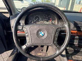 BMW 5-serie 525 tds Sedan 4Dr Diesel 2.498cc 105kW (143pk) RWD picture 13