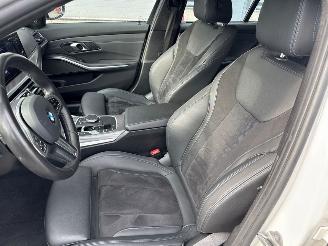 BMW 3-serie 318i 2.0 TwinPower Turbo  / M pakket / harman kardon picture 14