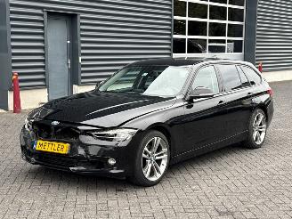 škoda osobní automobily BMW 3-serie 320i 2.0 16V Combi/o  Benzine 1.997cc 135kW (184pk) RWD 2013/5