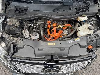 Mercedes EQV EQV AMG 300 MPV  Elektrisch  150kW (204pk) picture 17