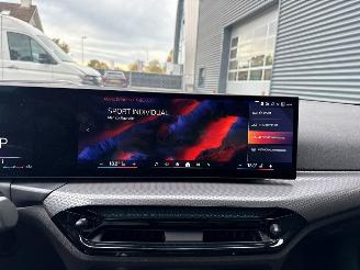 BMW 3-serie 330i xDrive 2.0 TwinPower Turbo 16V Sedan 4Dr Benzine 1.998cc 180kW (245pk) 4x4 picture 18