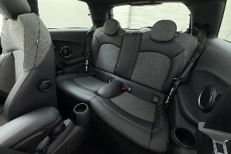 Mini Cooper S 2.0 16V Cooper S Hatchback 2Dr Benzine 1.998cc 141kW (192pk) FWD picture 18