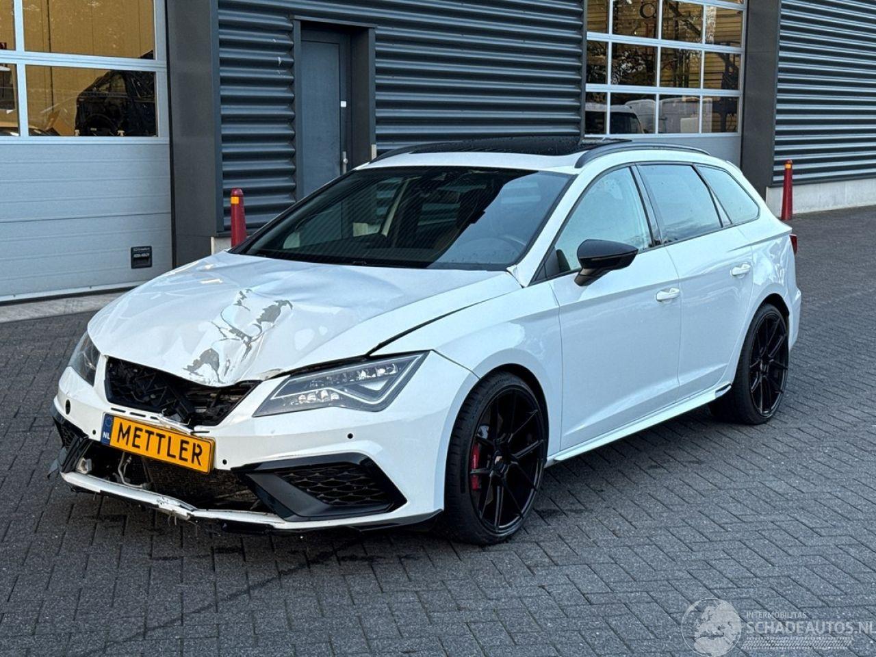 Seat Leon ST 2.0 TSI Cupra 300 16V 4Drive Combi/o 4Dr Benzine 1.984cc 221kW (300pk) 4x4