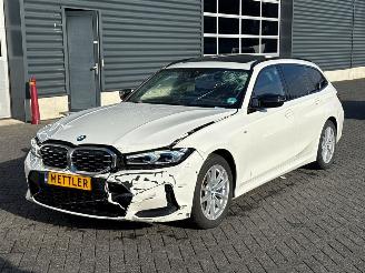 Avarii autoturisme BMW 3-serie M340i xDrive 3.0 Turbo 24V Mild hybrid Combi/o  Elektrisch Benzine 2.998cc 275kW (374pk) 4x4 2025/1