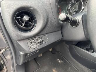 Toyota Yaris Yaris III (P13), Hatchback, 2010 / 2020 1.5 16V Dual VVT-iE picture 13
