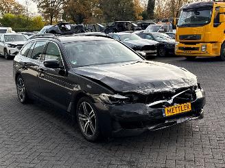 BMW 5-serie 530e xDrive 2.0 Turbo 16V Combi/o  Elektrisch Benzine 1.998cc 215kW (292pk) 4x4 picture 7