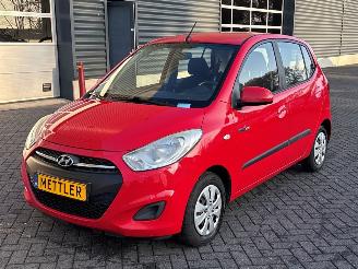 Unfallwagen Hyundai I-10 1.0i 12V Hatchback  Benzine 998cc 51kW (69pk) FWD 2013/3