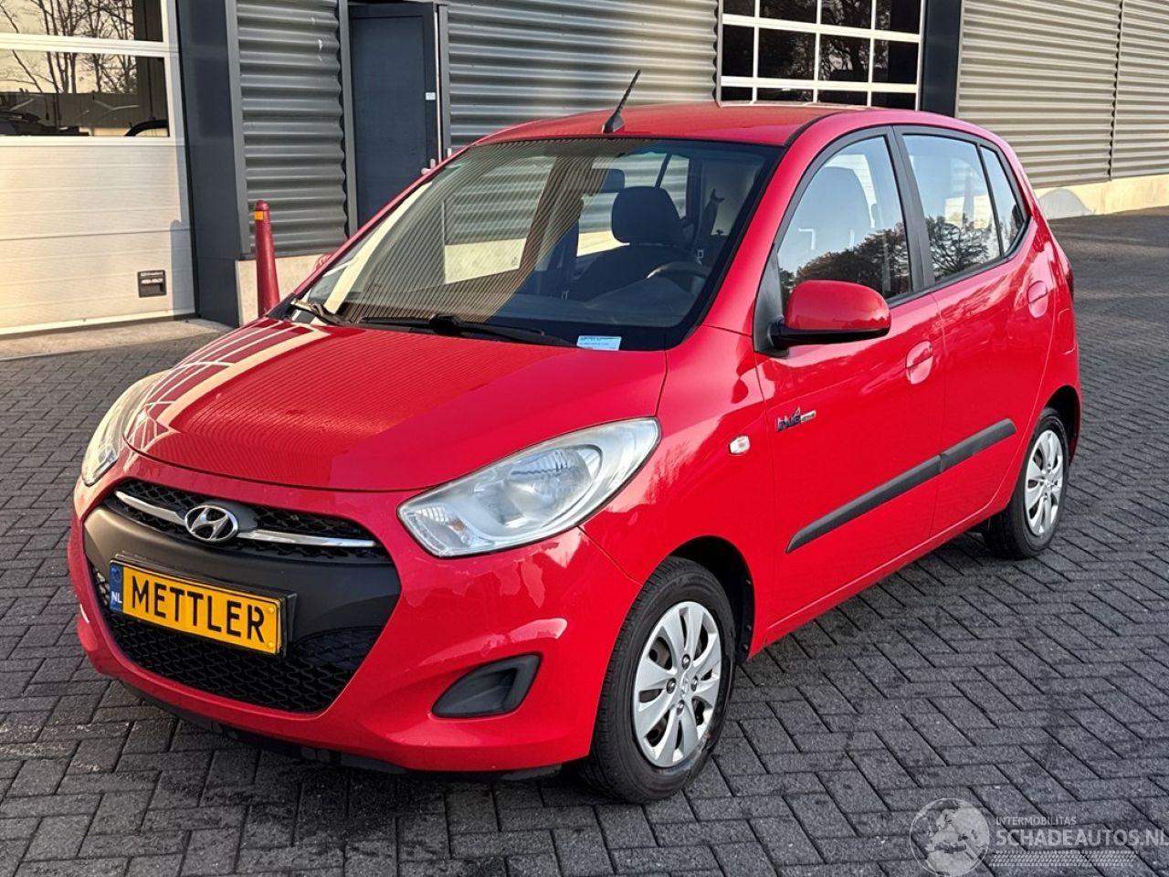 Hyundai I-10 1.0i 12V Hatchback  Benzine 998cc 51kW (69pk) FWD