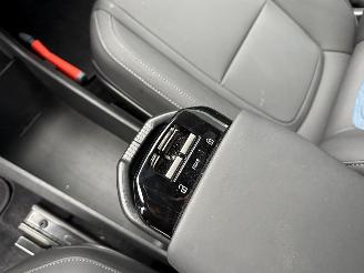 Volvo EX30 Single Motor Extended Range 69 kWh SUV  Elektrisch  200kW (272pk) RWD picture 15