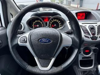 Ford Focus 1.4 16V Hatchback  Benzine 1.388cc 71kW (97pk) FWD picture 12