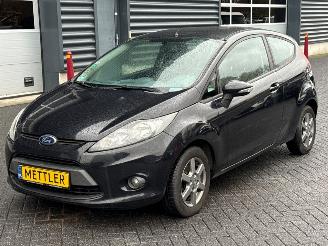krockskadad bil auto Ford Fiesta 1.25 16V Hatchback  Benzine 1.242cc 60kW (82pk) FWD 2009/2