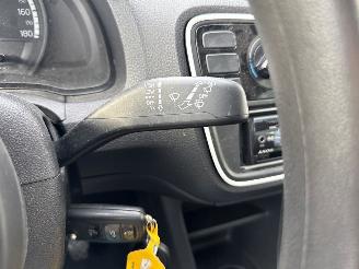 Volkswagen Up! 1.0 12V 60 Hatchback  Benzine 999cc 44kW (60pk) FWD picture 18