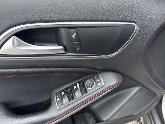 Mercedes A-klasse 2.2 A-220 d AMG 16V 4-Matic Hatchback  Diesel 2.143cc 130kW (177pk) 4x4 2015-07/2018-05 (176.005) OM651930 picture 14