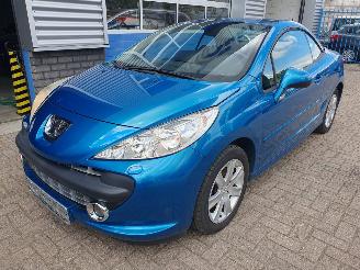Damaged car Peugeot 207 1.6 Cabrio 2009/2