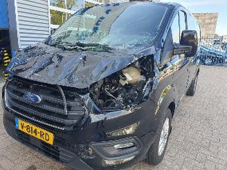 krockskadad bil bedrijf Ford Transit Custom 300 2.0 TDCI L2H1 Limited DC 2018/7