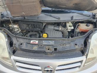 Nissan Primastar 2.0 dCi 350L DC picture 10