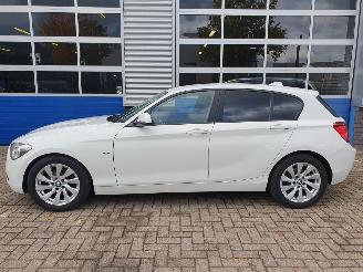 BMW 1-serie 118i Business+ Automaat picture 2