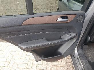 Mercedes ML 350 Bluetec automaat picture 29