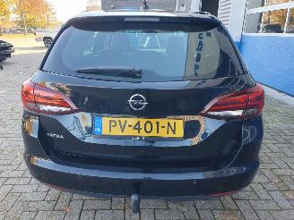 Opel Astra SPORTS TOURER+ 1.6 CDTI Innovation picture 4