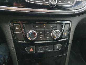 Opel Mokka X 1.6 CDTI Business+ picture 16