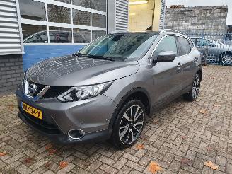 Voiture accidenté Nissan Qashqai 1.2 Tekna 2016/9