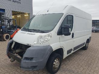 bruktbiler bedrijf Peugeot Boxer 335 3.0 HDI L2H2 2011/1