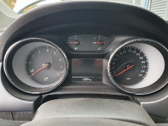 Opel Astra ASTRA 1.2 turbo 81kW picture 17