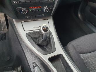 BMW 3-serie Touring 320i picture 19